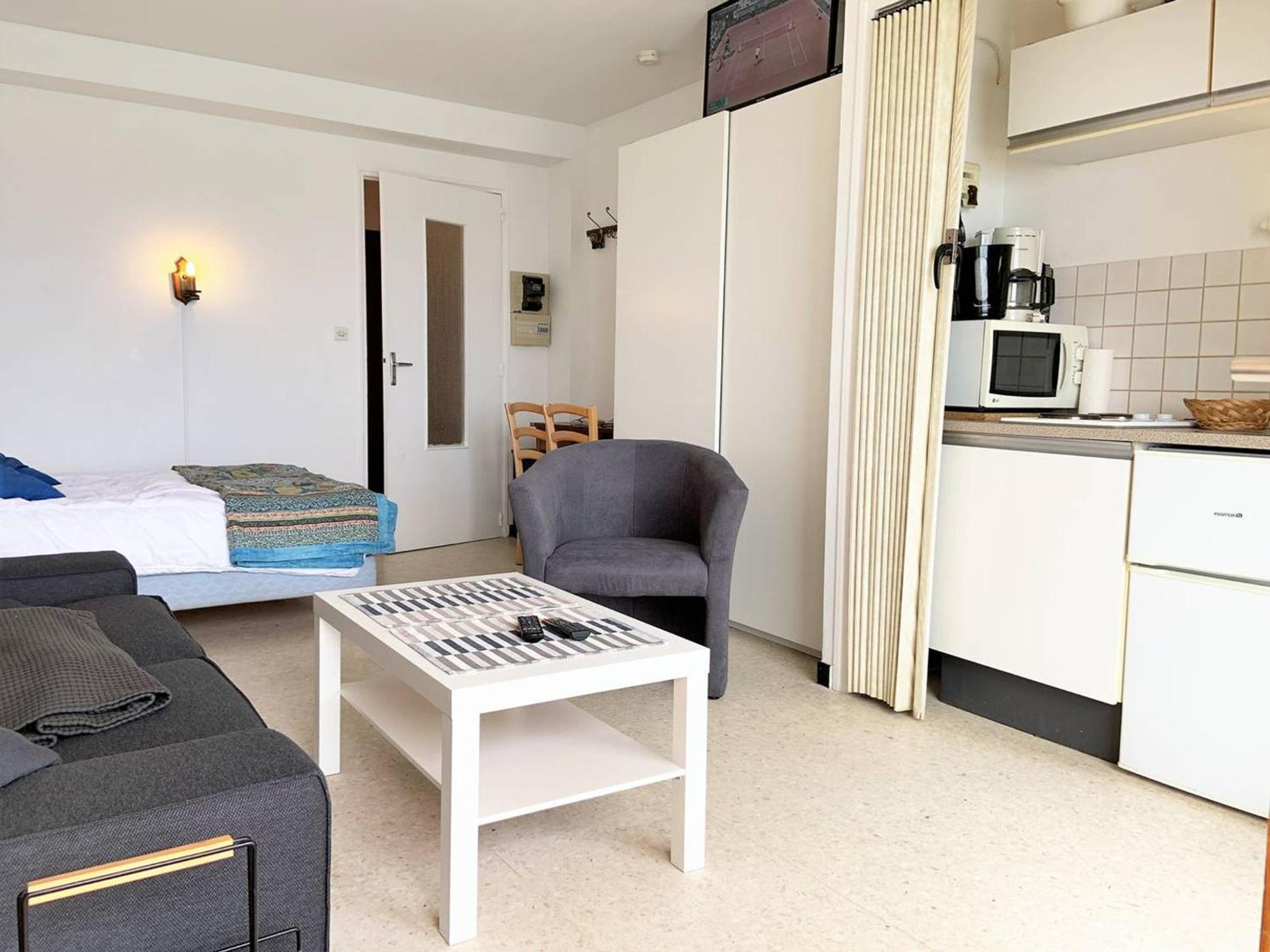 Studio Sur Plage Cavaliere Avec Terrasse, 1Er Etage, 2 Couchages - Fr-1-251-80 Le Lavandou Exterior foto